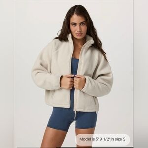 Vuori Alpine Jacket - Bone